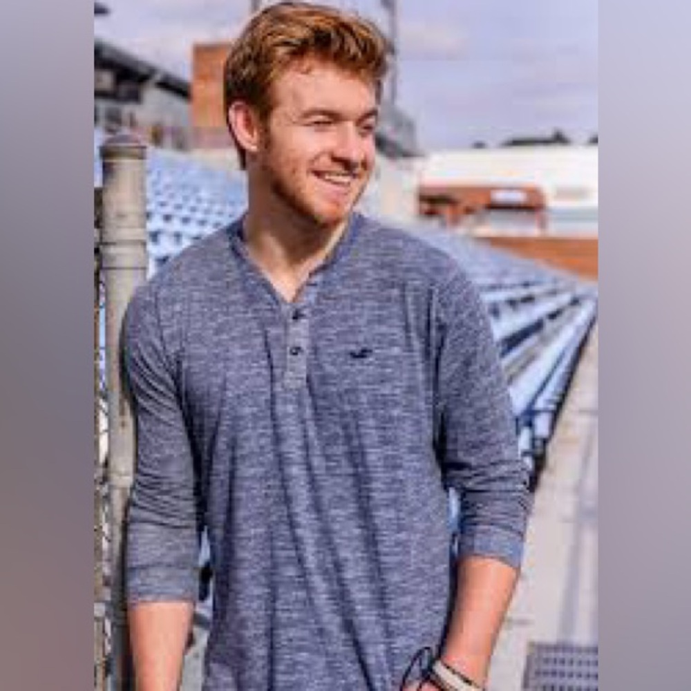 Hollister Men's Heathered Navy Long Sleeve Henley